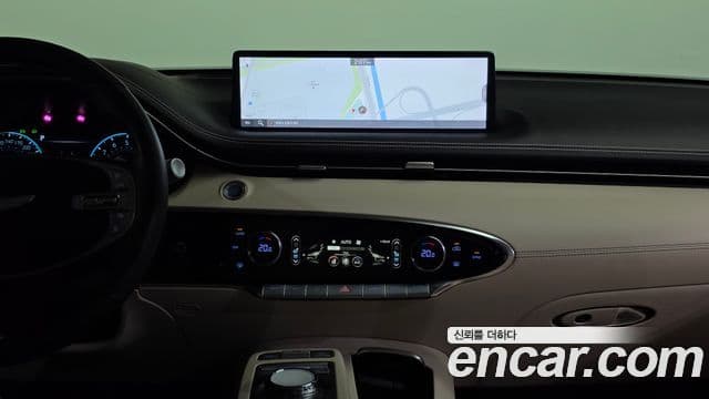 Genesis GV70 2021 — фото 12 из 20