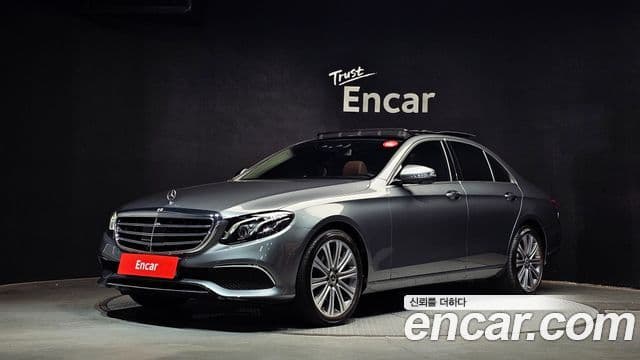 Mercedes-Benz E-Class 2020 — ფოტო 1/20