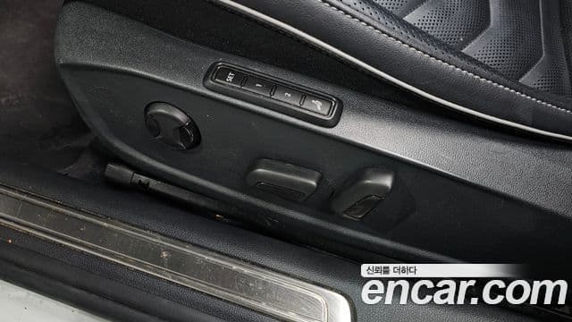 Volkswagen Arteon 2019 — ფოტო 18/20