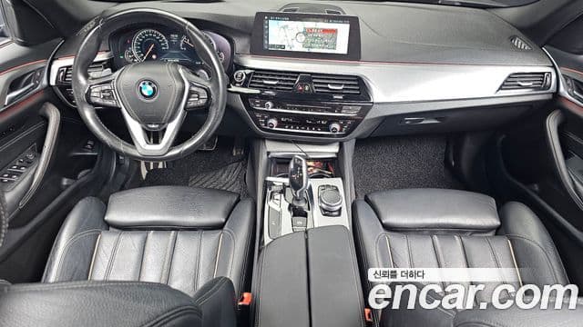 BMW 5 Series 2018 — Şəkil 7/20