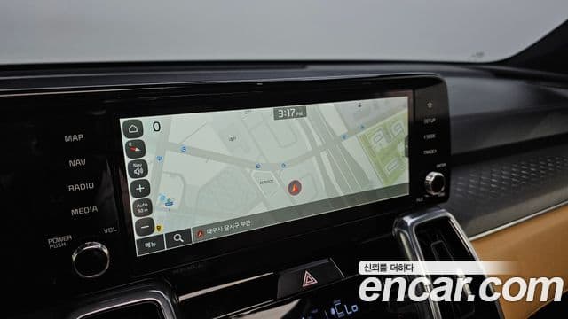 Kia Sorento 2022 — Фото 14/20