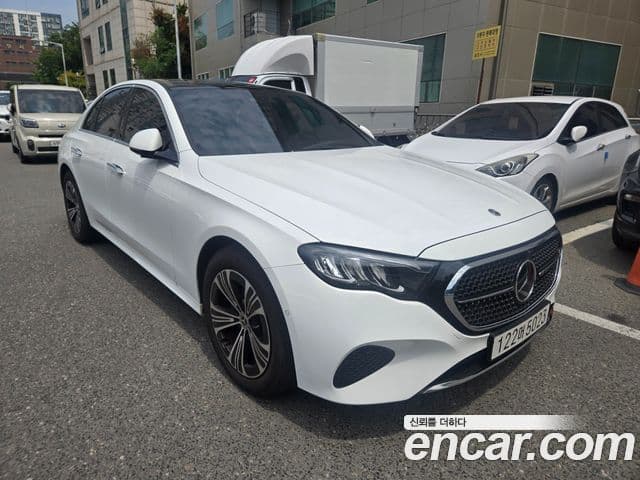Mercedes-Benz E-Class 2025 — Şəkil 10/20