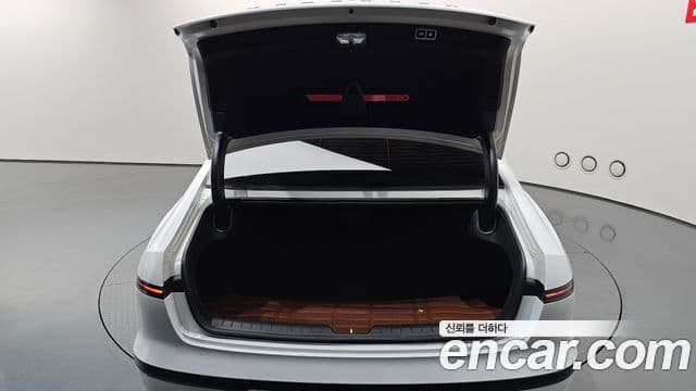 Hyundai Grandeur 2023 — ფოტო 20/20