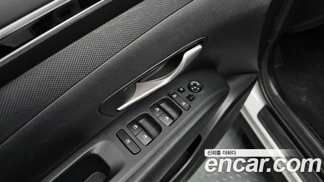 Hyundai The New Tucson 2021 — ფოტო 19/20