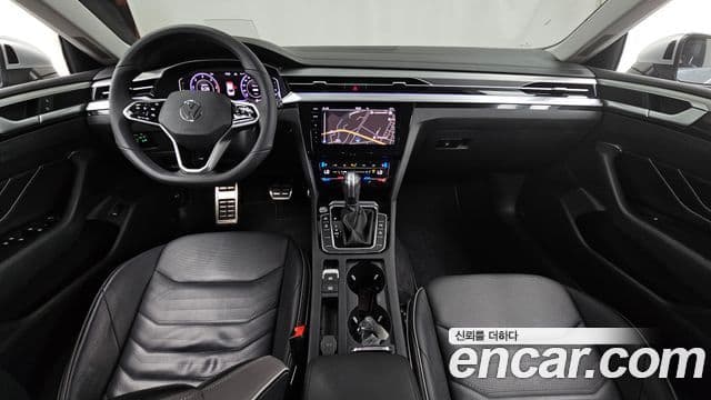 Volkswagen Arteon 2022 — ფოტო 7/20