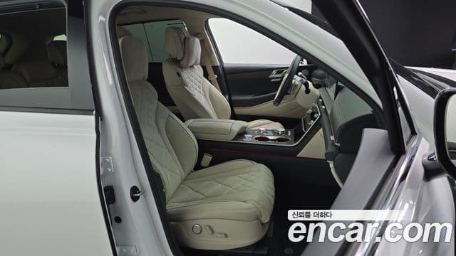 Genesis GV80 2025 — фото 12 из 20