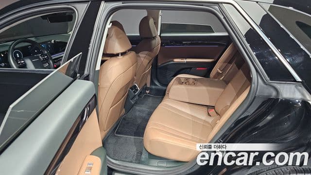 Hyundai Grandeur 2023 — фото 11 из 20