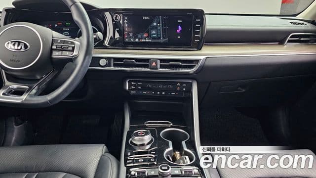 Kia K5 2020 — ფოტო 13/20