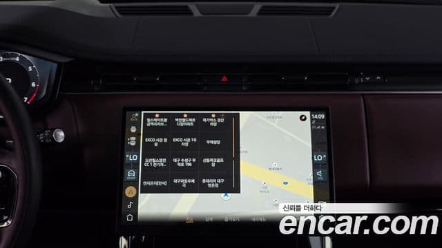 Land Rover Range Rover Sport 2024 — ფოტო 14/20