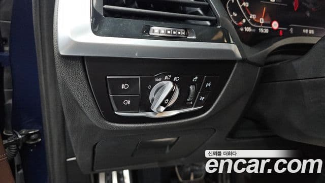 BMW X4 2021 — Şəkil 16/20