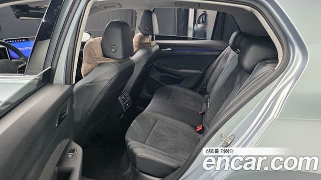 Volkswagen Golf 2026 — Şəkil 12/20
