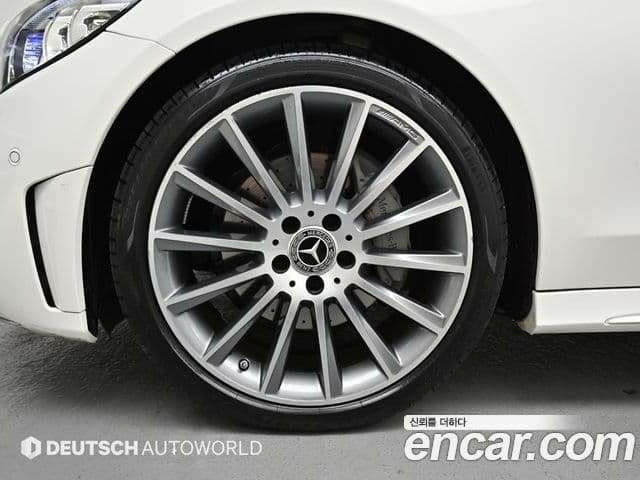 Mercedes-Benz C-Class 2022 — Фото 19/20