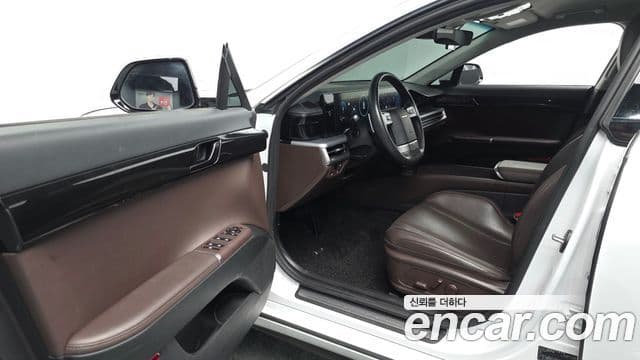 Hyundai Grandeur 2023 — ფოტო 10/20