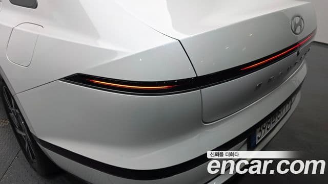 Hyundai Grandeur Hybrid 2023 — Photo 6/34