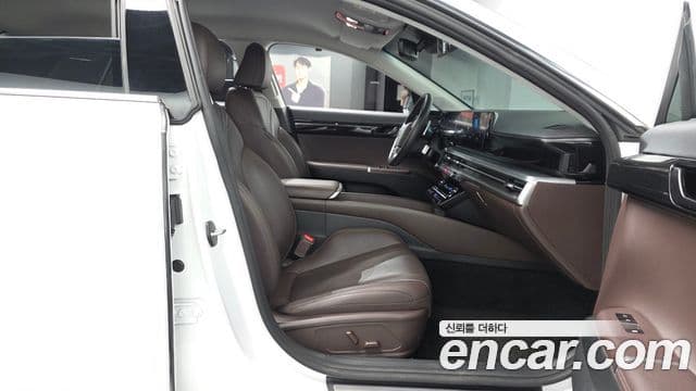 Hyundai Grandeur Hybrid 2023 — Photo 8/34