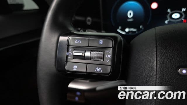 Hyundai Grandeur Hybrid 2023 — Photo 23/34