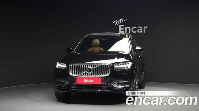 Volvo XC90 2021 — Фото 2/20