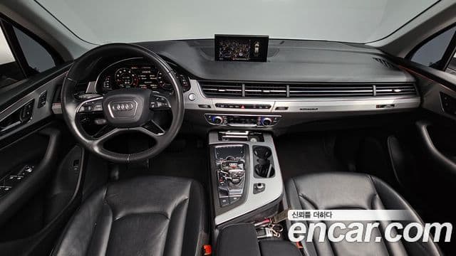 Audi Q7 2019 — Фото 7/20