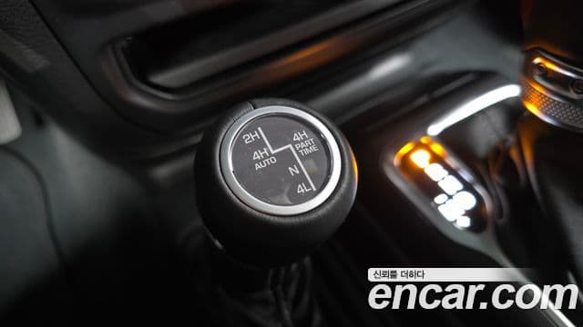 Jeep Wrangler 2022 — Şəkil 18/20