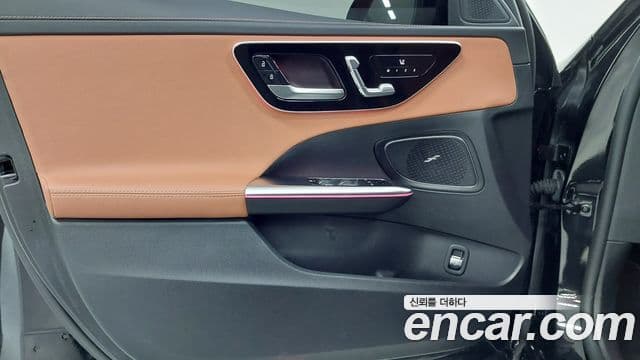 Mercedes-Benz C-Class 2023 — Фото 15/20
