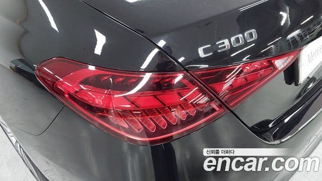 Mercedes-Benz C-Class 2023 — Фото 17/20