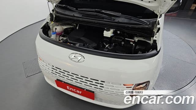 Hyundai Staria 2023 — Фото 6/20