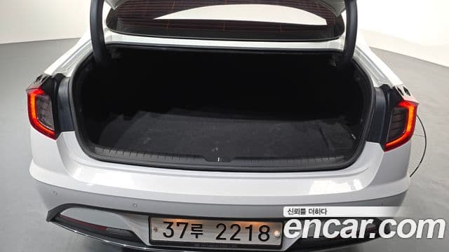 Hyundai Sonata 2019 — Şəkil 16/20