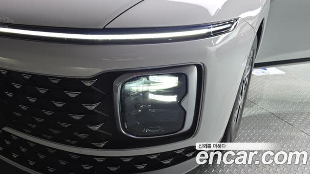 Hyundai Grandeur Hybrid 2023 — Photo 7/32