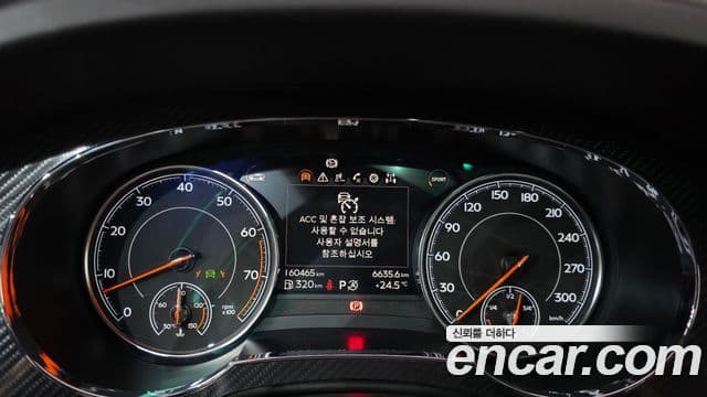 Bentley Bentayga 2018 — Photo 14/20