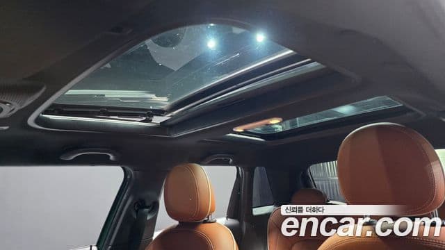 Mini Cooper 2021 — ფოტო 17/20