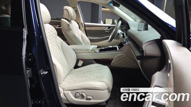 Genesis GV80 2023 — ფოტო 11/20