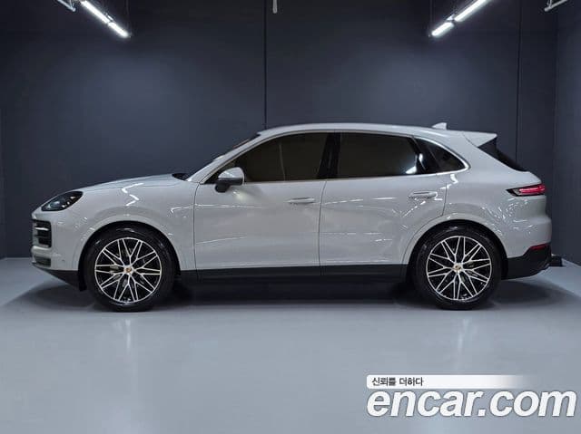 Porsche Cayenne 2024 — Фото 10/20