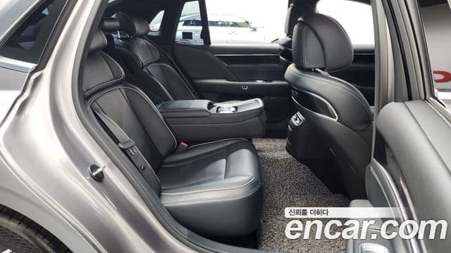 Genesis G90 2023 — ფოტო 11/20