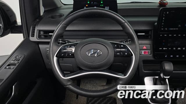 Hyundai Staria 2024 — фото 14 из 20