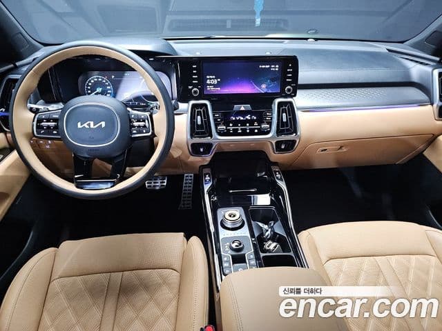Kia Sorento 2023 — Фото 6/20