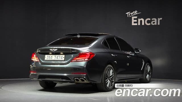 Genesis G70 2018 — ფოტო 2/20
