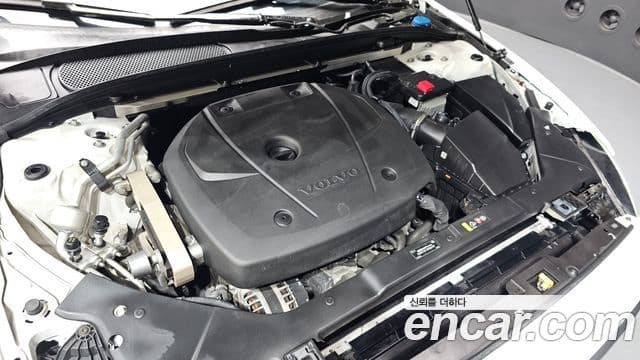Volvo S60 2020 — Şəkil 6/20