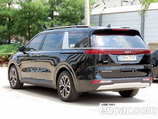Kia Carnival 2022 — Şəkil 2/19