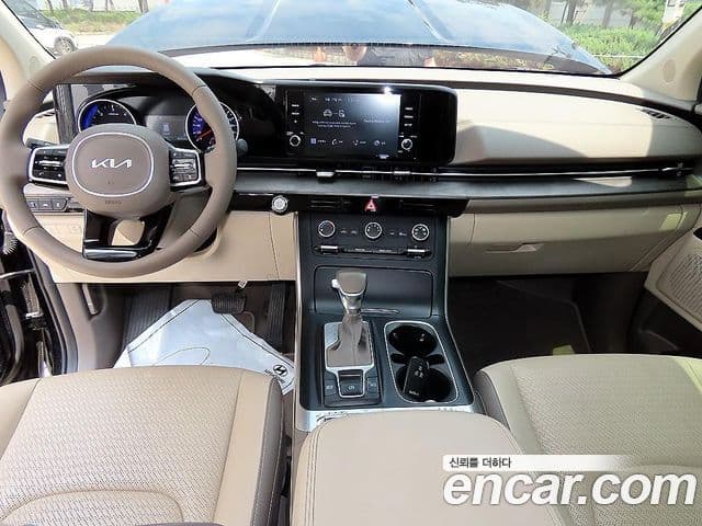 Kia Carnival 2022 — Şəkil 6/19