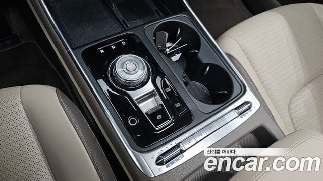 Kia Carnival 2024 — Şəkil 9/20