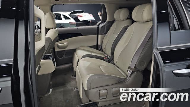Kia Carnival 2024 — Şəkil 12/20