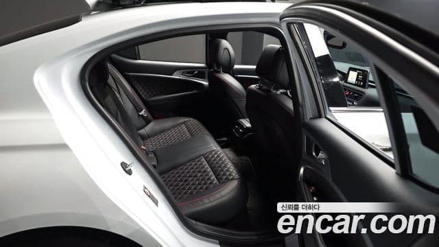 Genesis G70 2019 — Şəkil 11/20