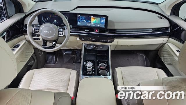 Kia Carnival 2024 — Şəkil 7/20