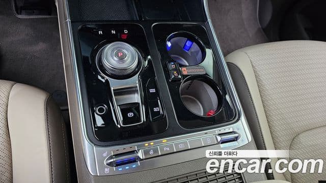 Kia Carnival 2024 — фото 9 из 20