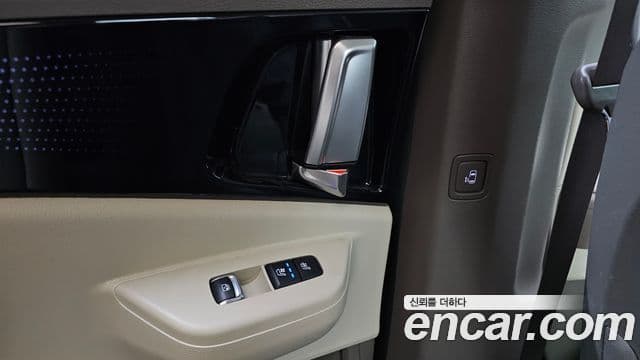 Kia Carnival 2024 — Şəkil 17/20