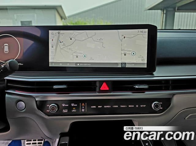Kia Sorento 2023 — фото 14 из 20