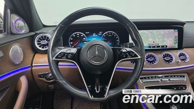 Mercedes-Benz E-Class 2021 — Şəkil 16/20