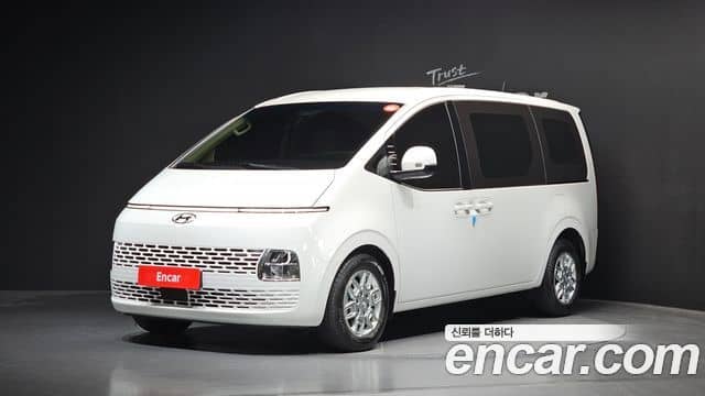 Hyundai Staria, 2023