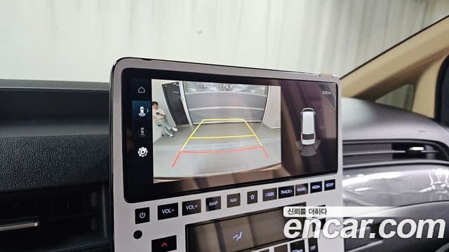 Hyundai Staria 2023 — ფოტო 14/20