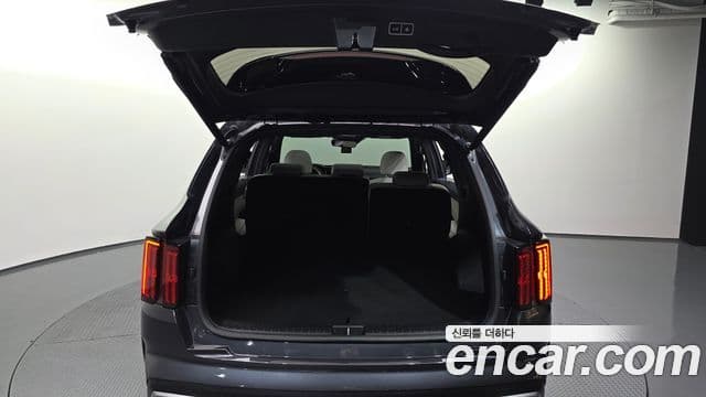 Kia Sorento 2023 — фото 20 из 20